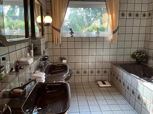 Innenansichten: Badezimmer